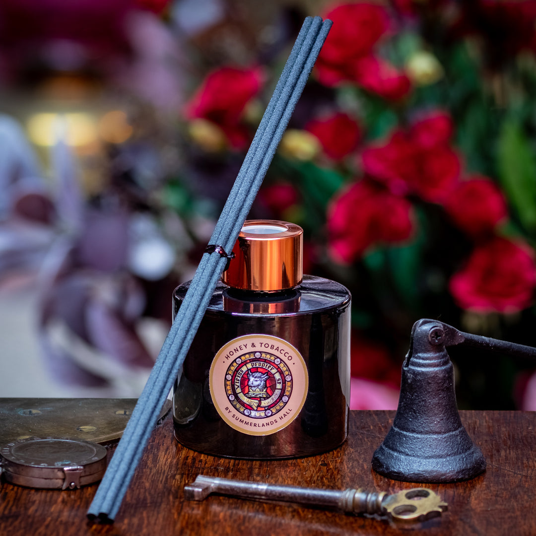 Summerlands Hall Luxurious Honey And Tobacco Scented Reed Diffuser