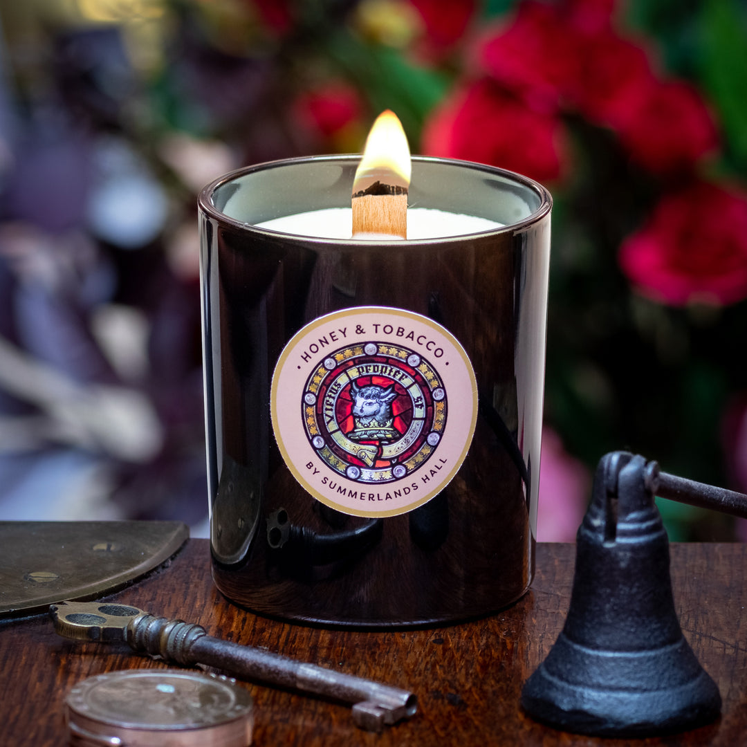 Summerlands Hall Luxurious Honey And Tobacco Scented Candle